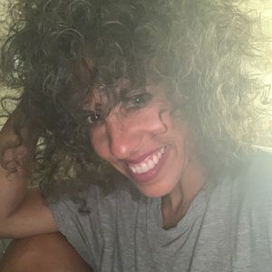 Meet your Posher, Stacey